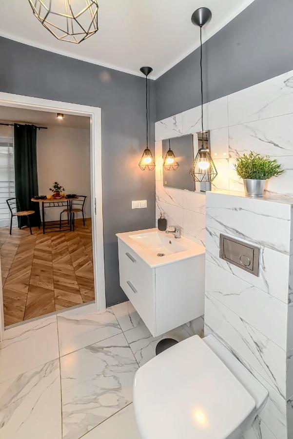 Apartamenty Swietokrzyska Leszno  Exteriör bild